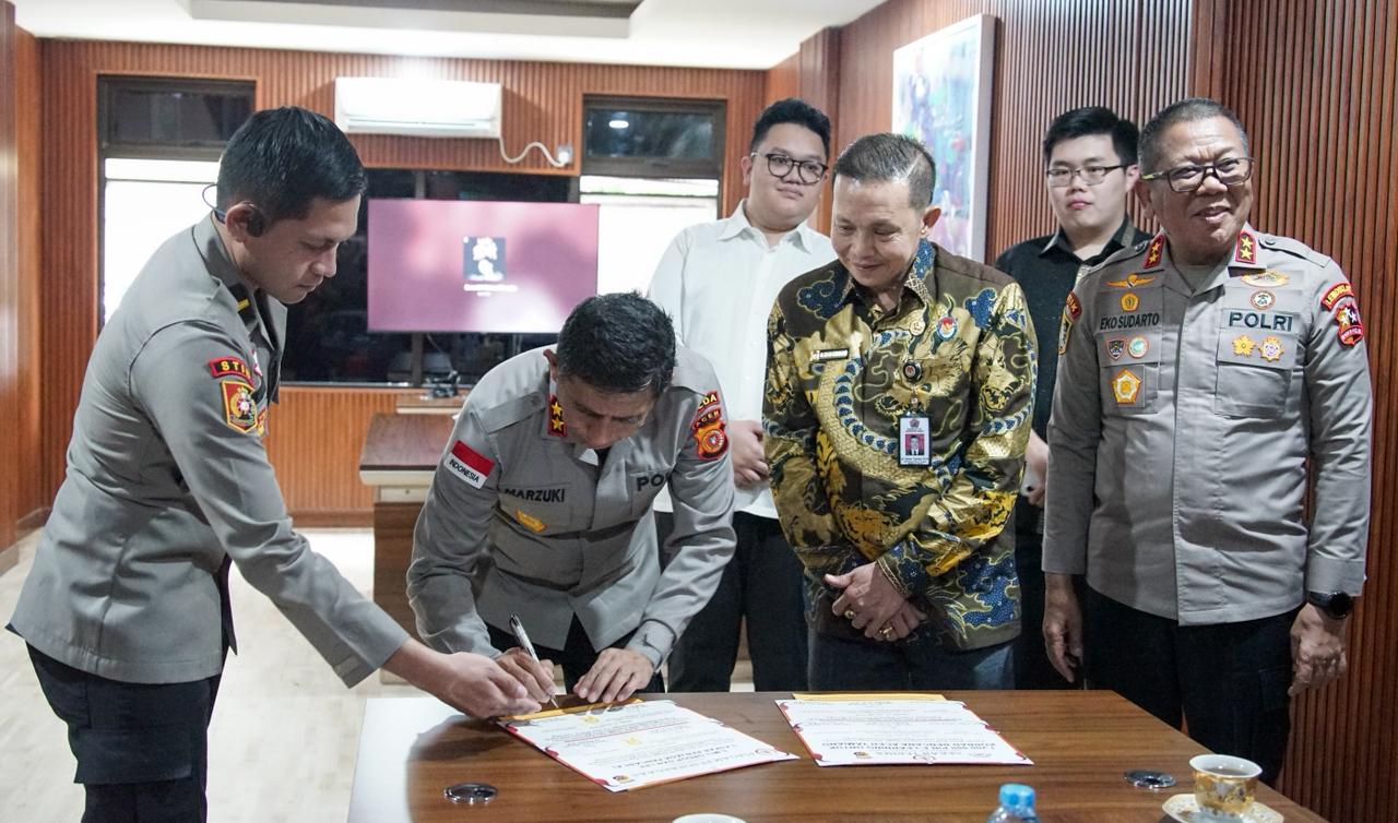 Kapolda Aceh Terima 1,2 Juta PIN E-Learning untuk Pembelajaran Mandiri Siswa Korban Bencana